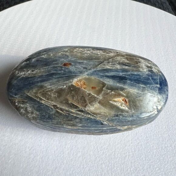 Blue Kyanite Crystal Meditation Palmstone‎ (#7) - Picture 5 of 10